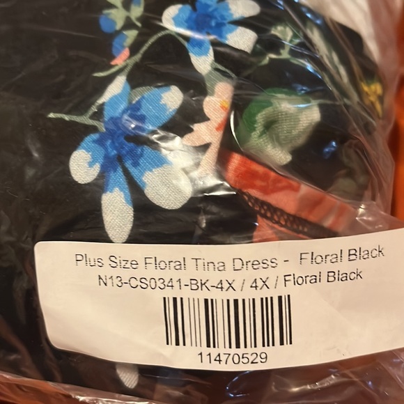 🖤Nwt Absolutely stunning Black floral dress size 4X - Picture 9 of 11